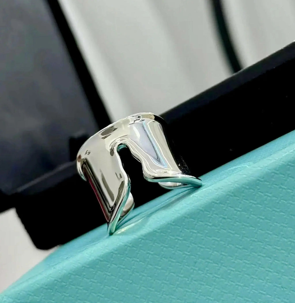 Silver Split Ring, Peretti Bone Ring Belovvie